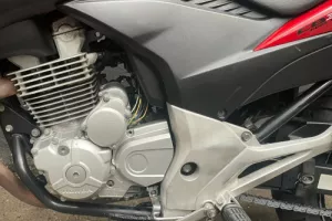 imagem moto Honda CB 300R